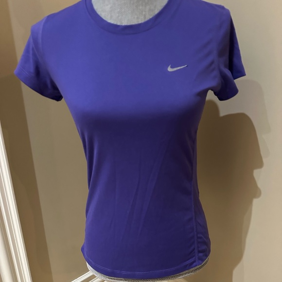 Nike Dri-Fit Top - Picture 1 of 4
